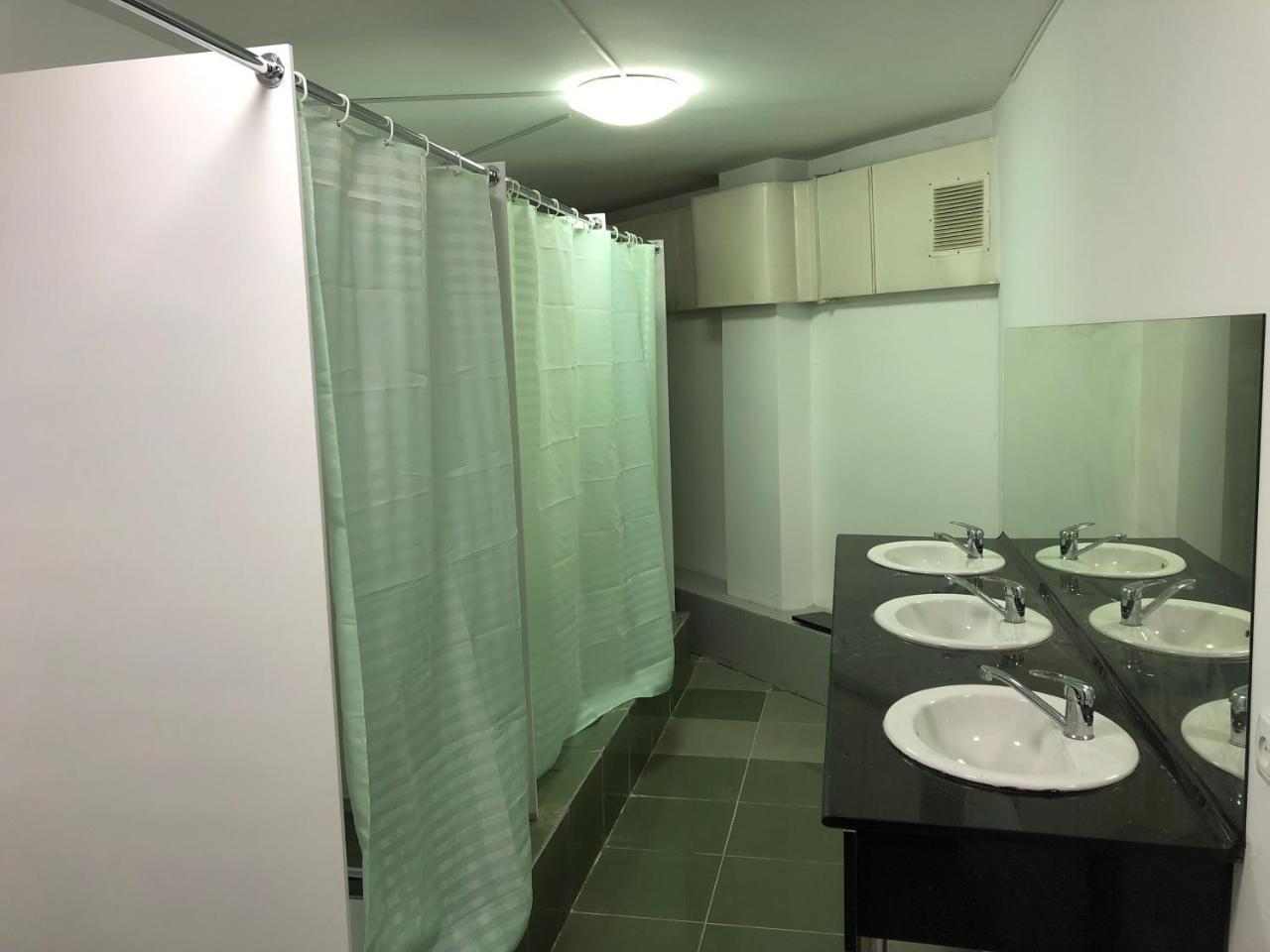 Apple City Hostel Ałma Ata Zewnętrze zdjęcie