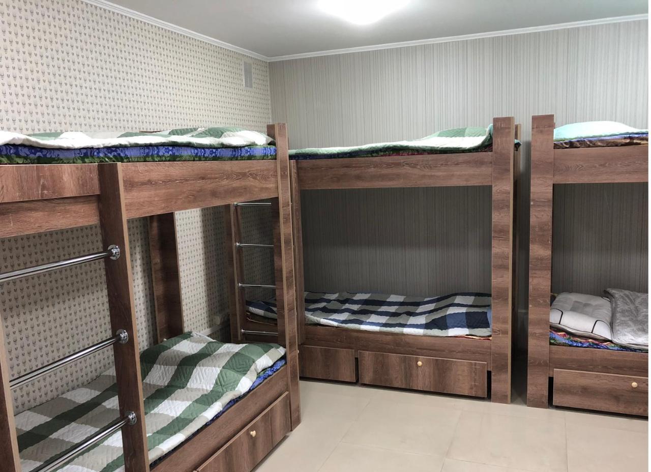 Apple City Hostel Ałma Ata Zewnętrze zdjęcie